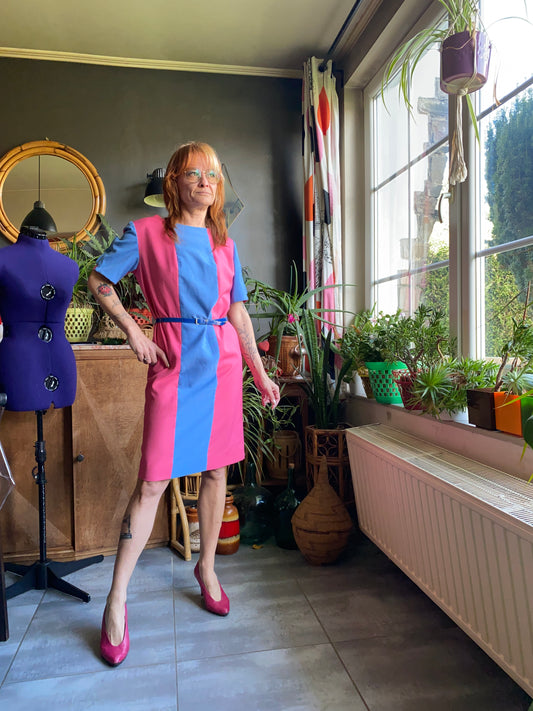 Robe droite vintage 80