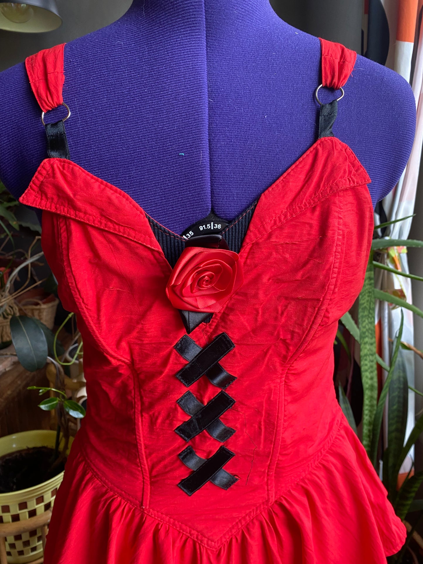 Robe 80s à volant