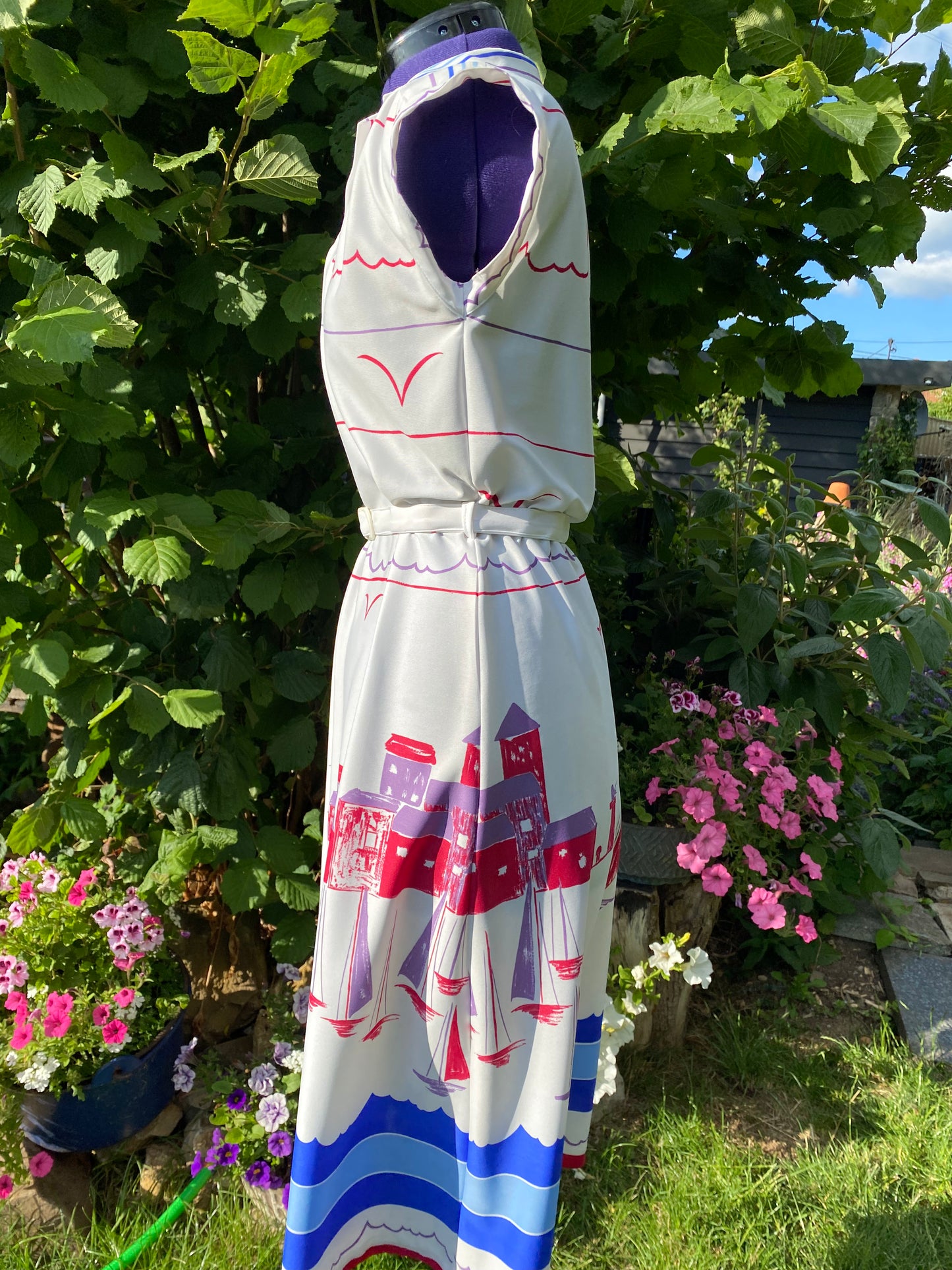 Robe motifs plage 80s