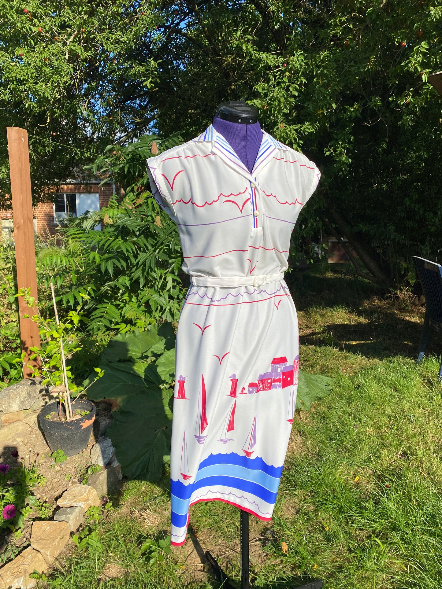 Robe motifs plage 80s
