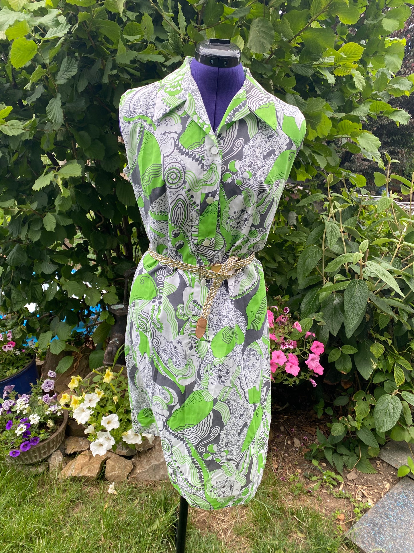 Robe tablier motifs verte 70s