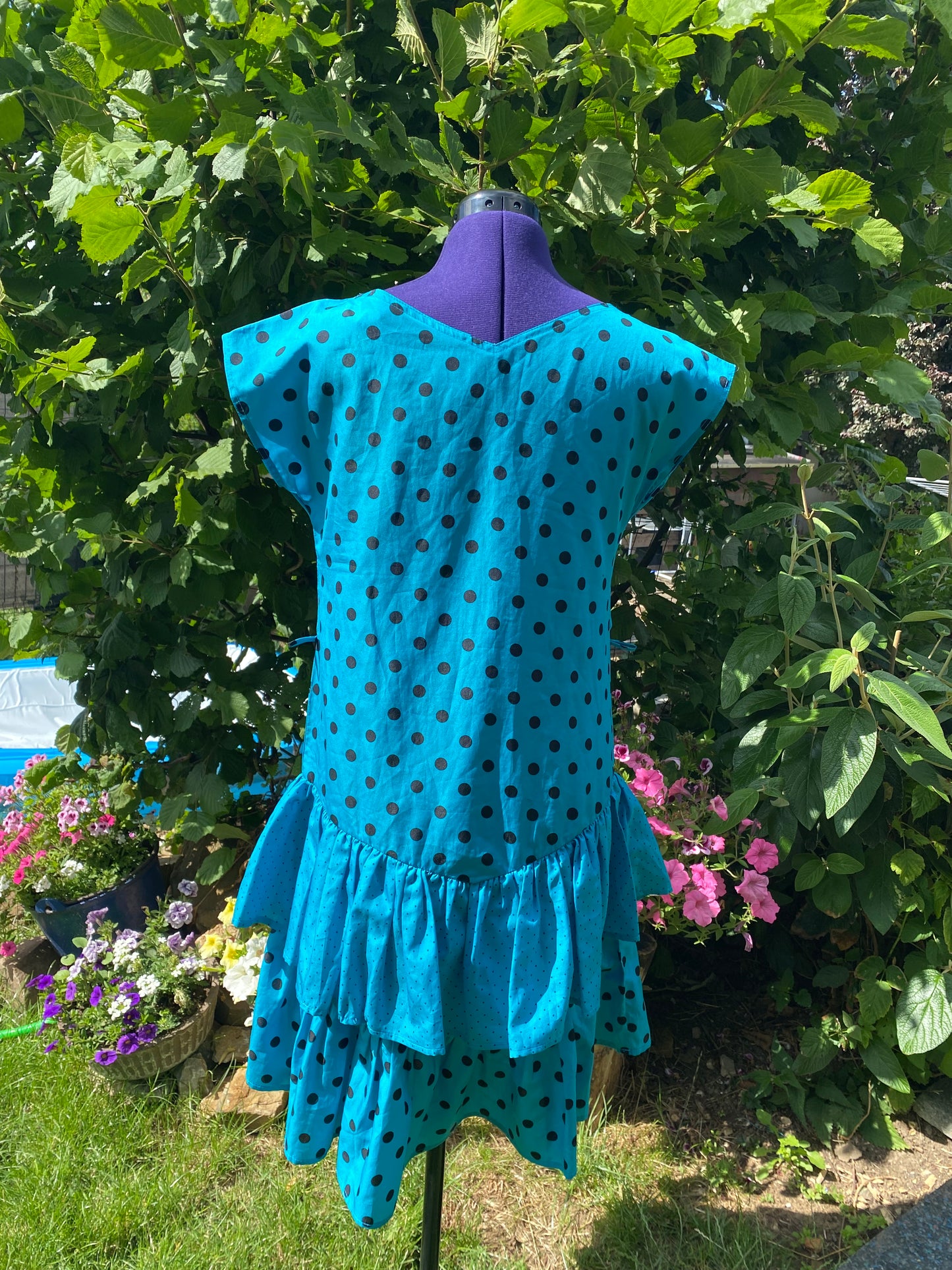 Robe pois et volants 80s
