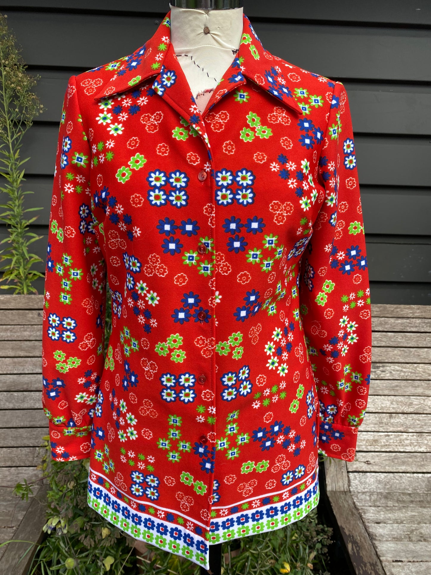 Chemise rouge 60s