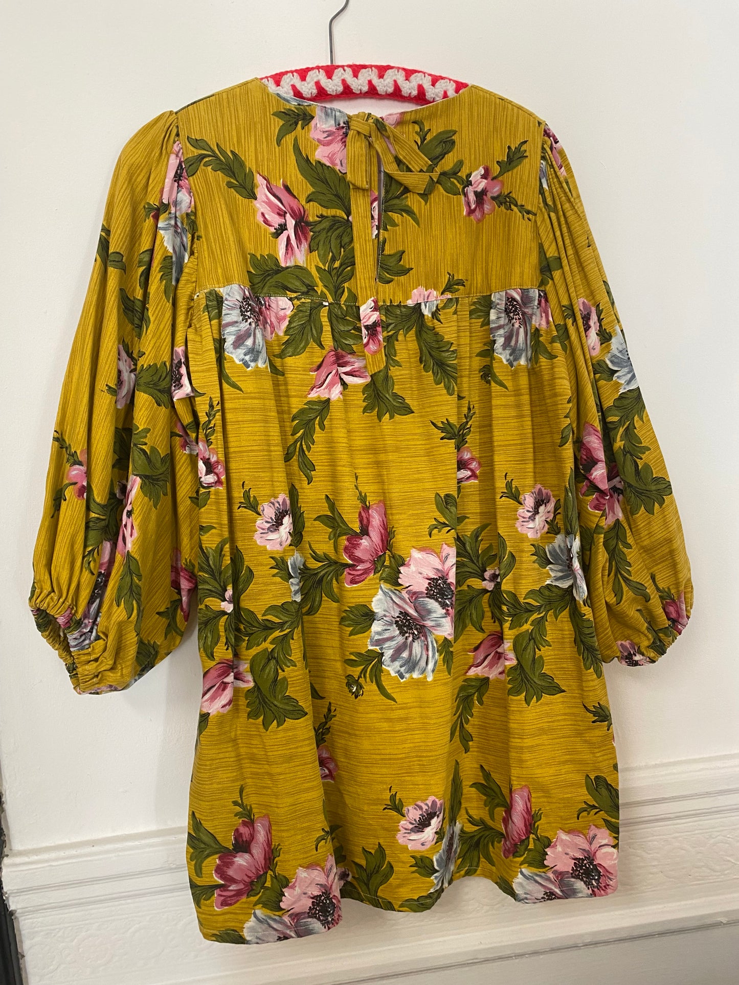 Robe upcyclée à fleurs