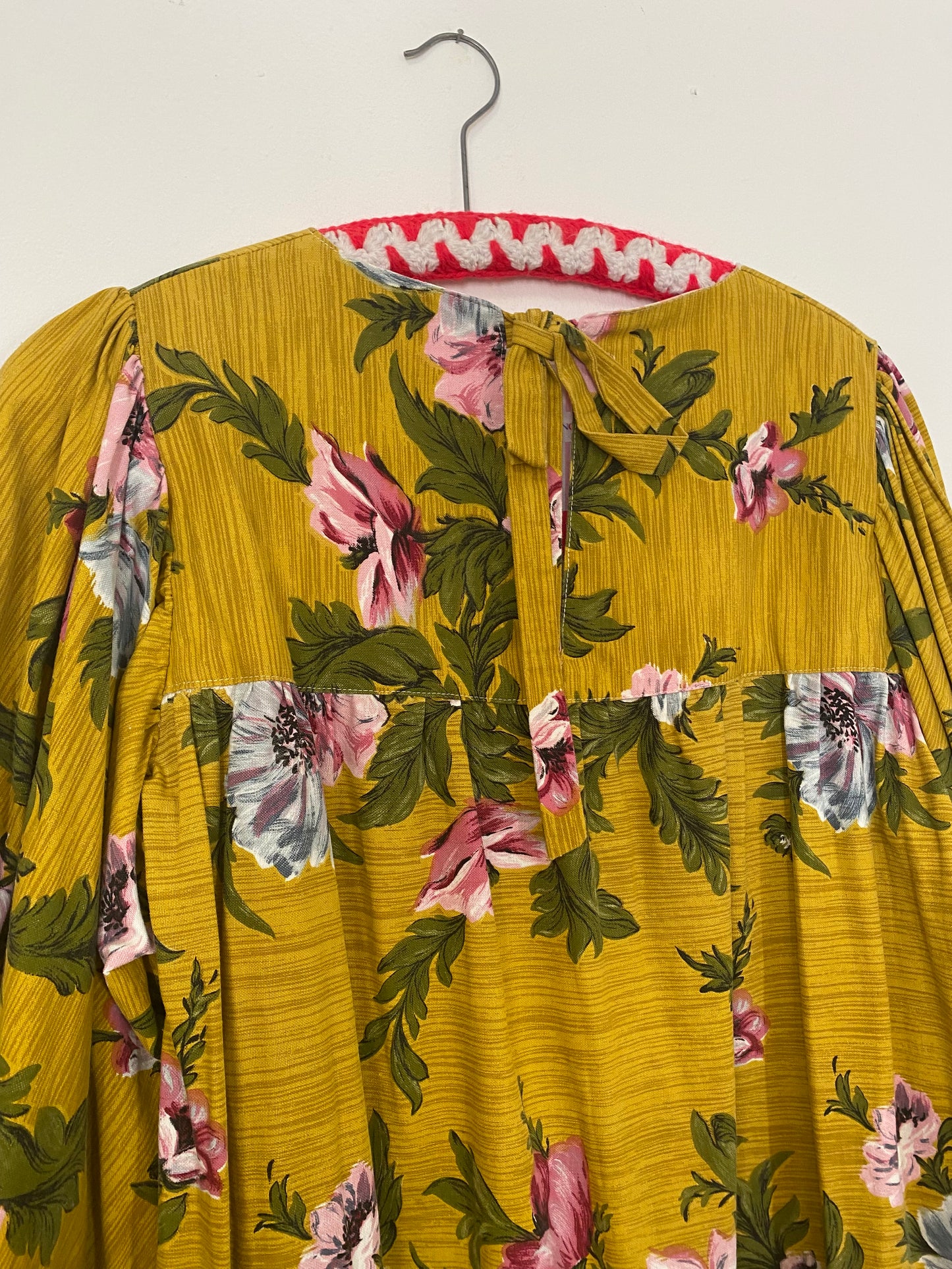 Robe upcyclée à fleurs