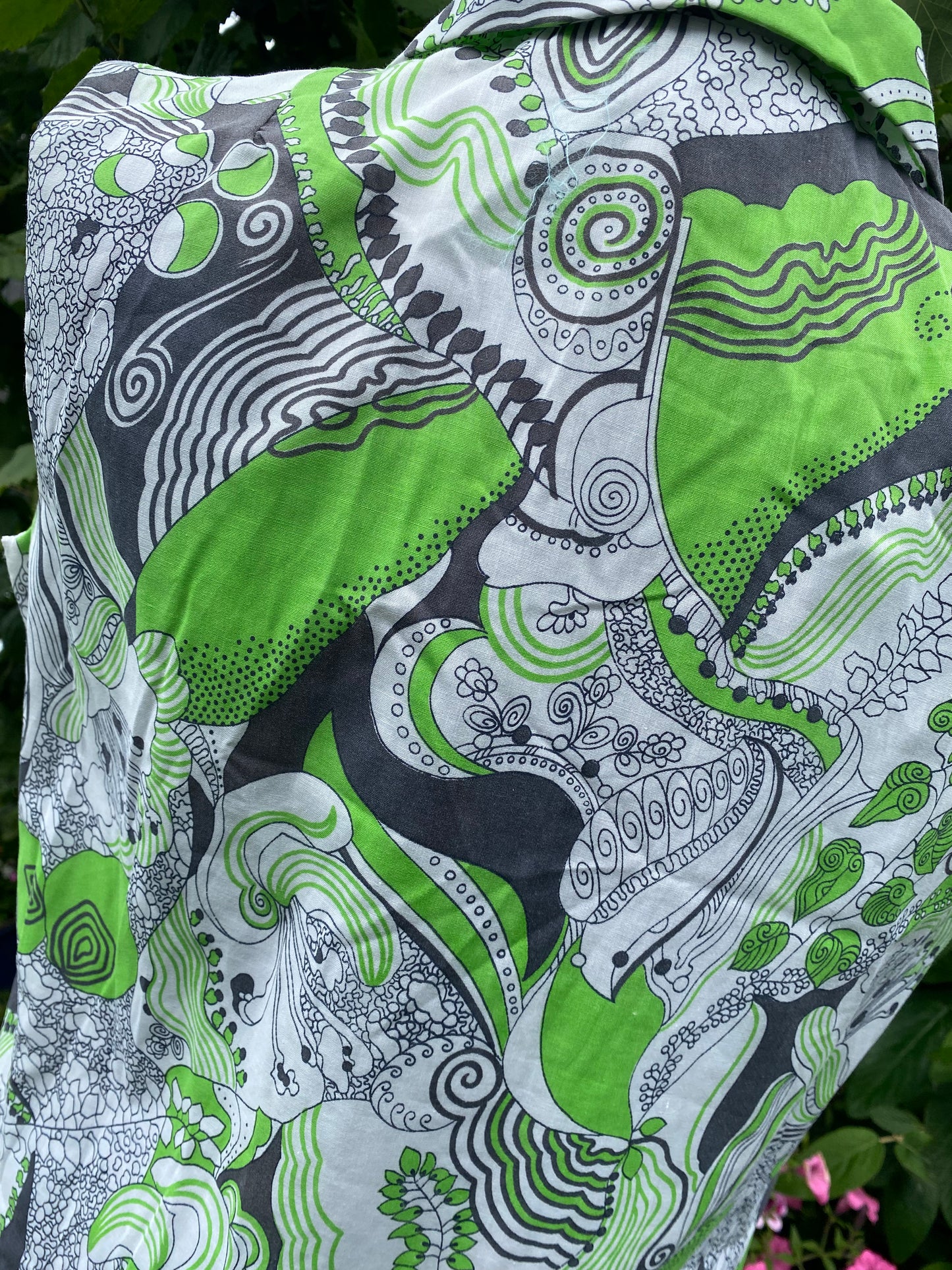 Robe tablier motifs verte 70s